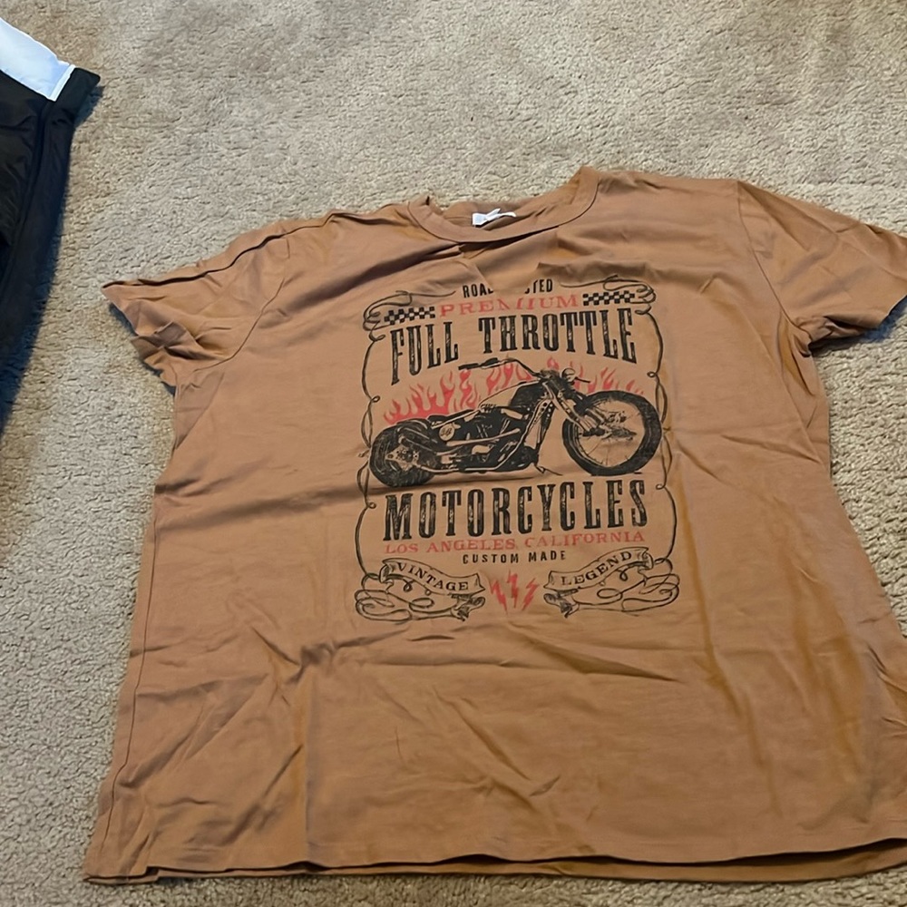 Maurice’s T-shirt